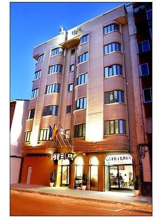 Hotel Alisi Aranda de Duero Kültér fotó