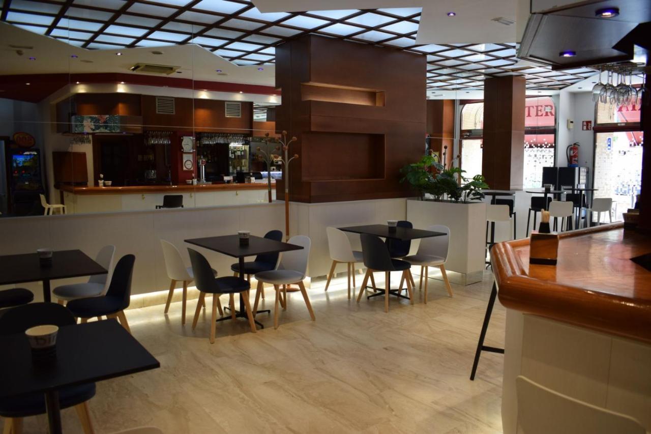 Hotel Alisi Aranda de Duero Kültér fotó