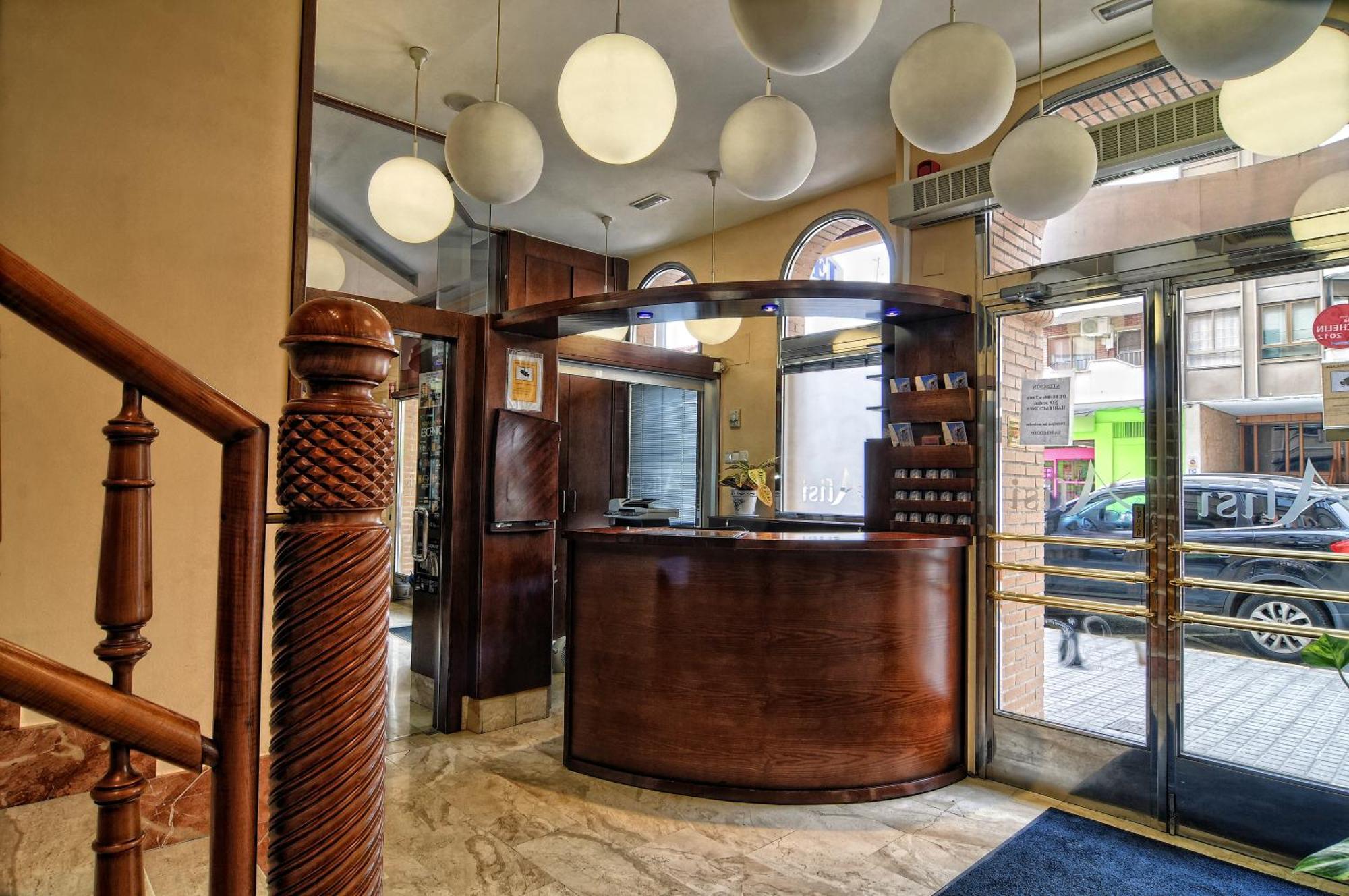 Hotel Alisi Aranda de Duero Kültér fotó